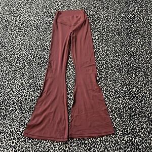 Aerie flared leggings. Medium size and maroon color